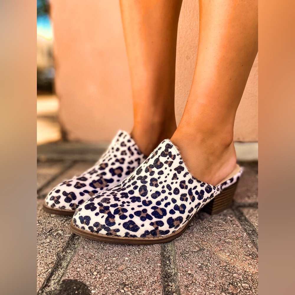 Chinese Laundry Leopard Print Heeled Clogs